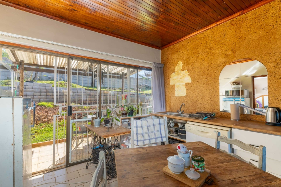 5 Bedroom Property for Sale in Denneoord Western Cape